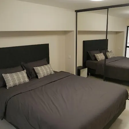 Apartment Grand Loft Chic Et Moderne, Deco Industrielle