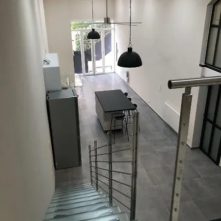 Grand Loft Chic Et Moderne, Deco Industrielle