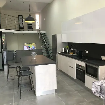 Appartement Grand Loft Chic Et Moderne, Déco Industrielle Beausoleil