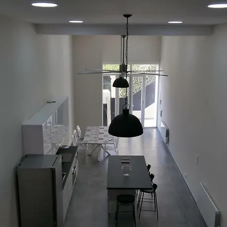 Grand Loft Chic Et Moderne, Deco Industrielle Apartment
