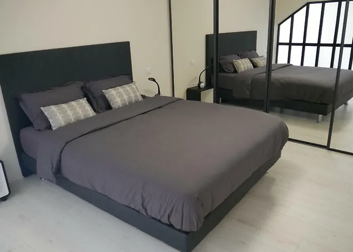 Grand Loft Chic Et Moderne, Deco Industrielle
