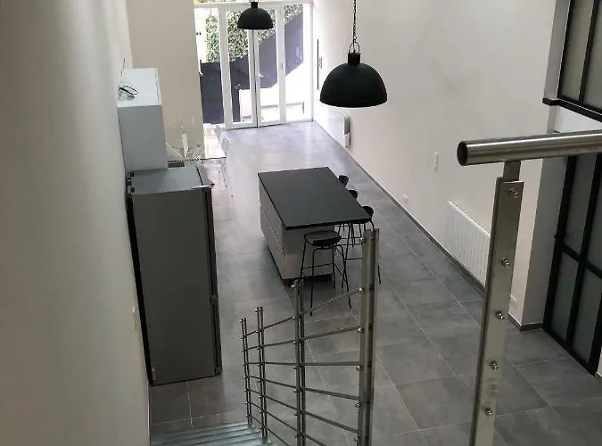 Grand Loft Chic Et Moderne, Déco Industrielle
